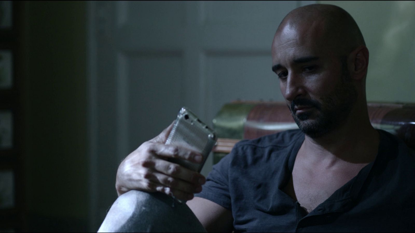 La caza. Tramuntana - El sargento Selva visita a Víctor Gamero