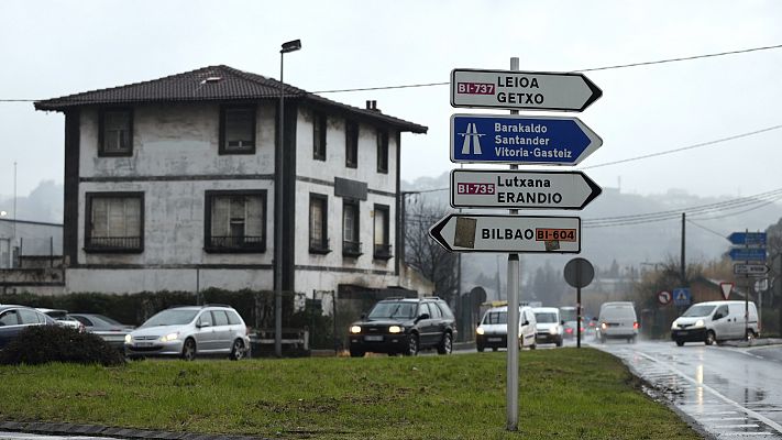 Dos detenidos en altercados con grupos que no respetaban las restricciones frente a la COVID en Euskadi 
