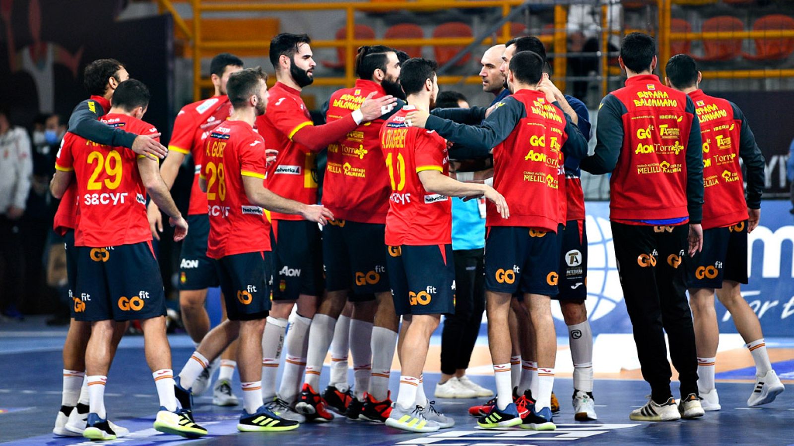 España pasa como primera tras ganar 36-28 a Hungria