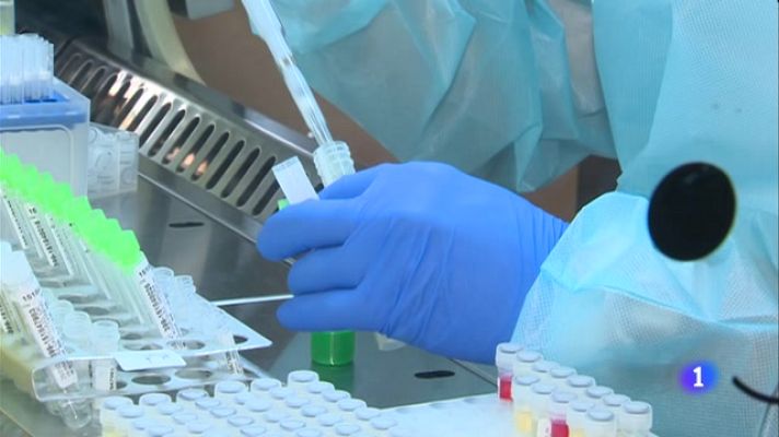 L'Informatiu - Les múltiples variants del SARS-CoV-2 preocupen també per la seva possible interacció amb les vacunes