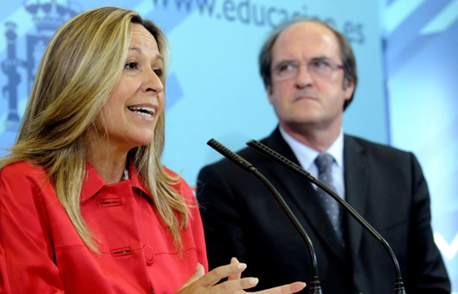 Las asociaciones de padres de alumnos cierran filas con el Gobierno - Ciencia y tecnología en Rtve.es | Ver