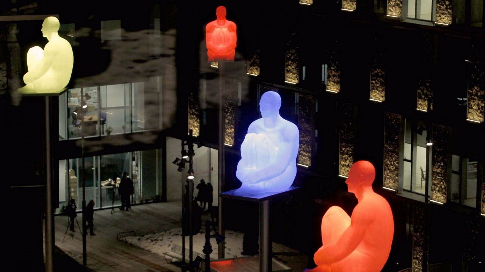 Jaume Plensa, '7 poetas' | Imprescindibles