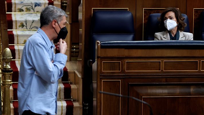 Telediario 1 - El Gobierno salva el decreto de los fondos europeos gracias a Vox y Bildu, mientras que ERC se desmarca