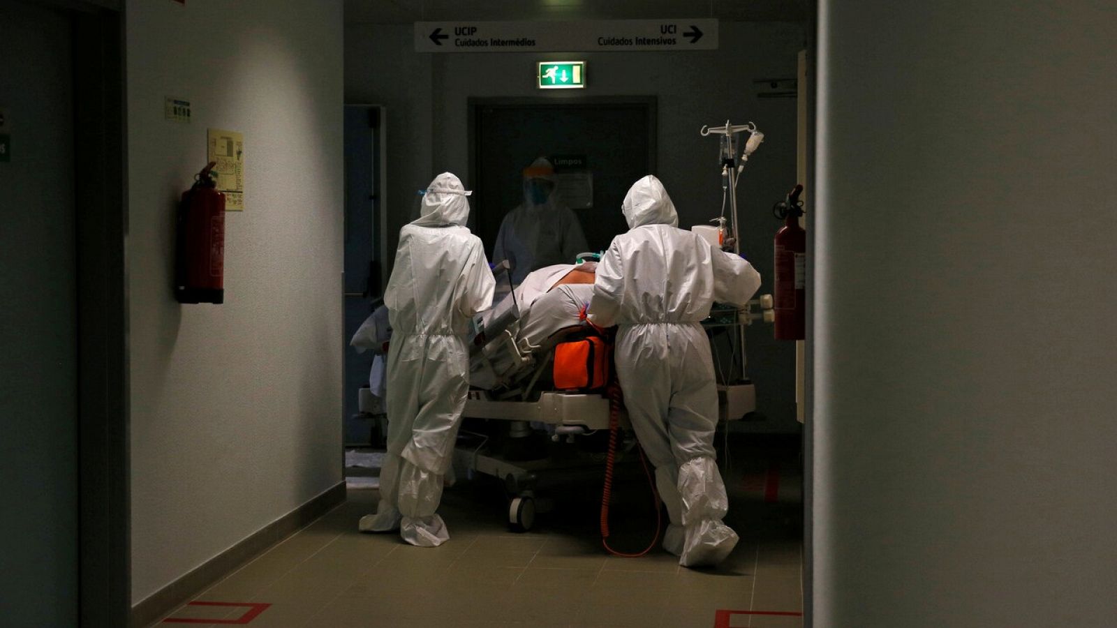 Portugal anuncia restricciones de movilidad en la frontera para contener la pandemia