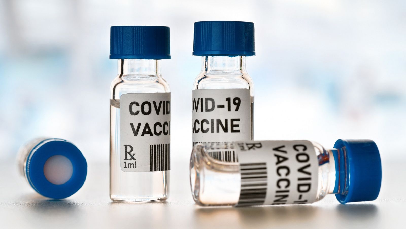 El retraso de la vacuna podría afectar a la campaña de verano