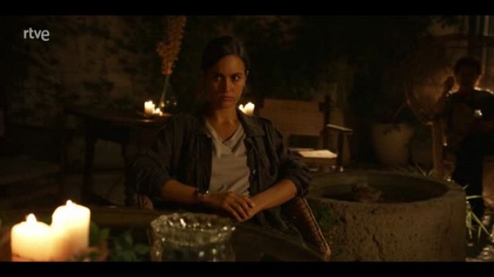 La caza - Sara habla con Caridad sobre su pasado