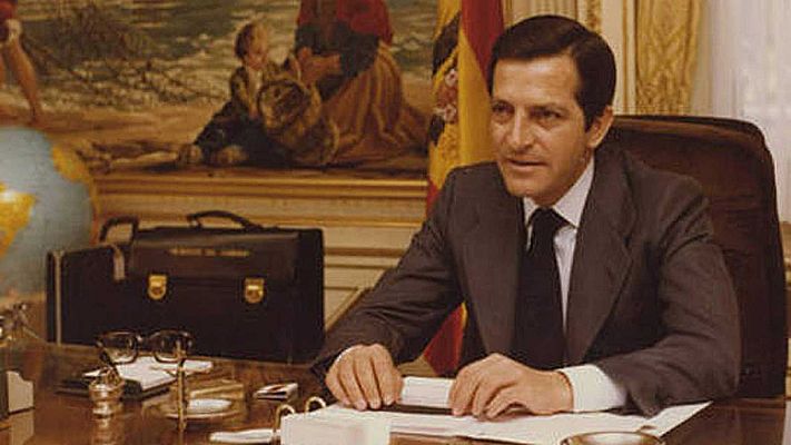 Telediario 1 - Adolfo Suárez: cuarenta años de una dimisión que cambió la historia