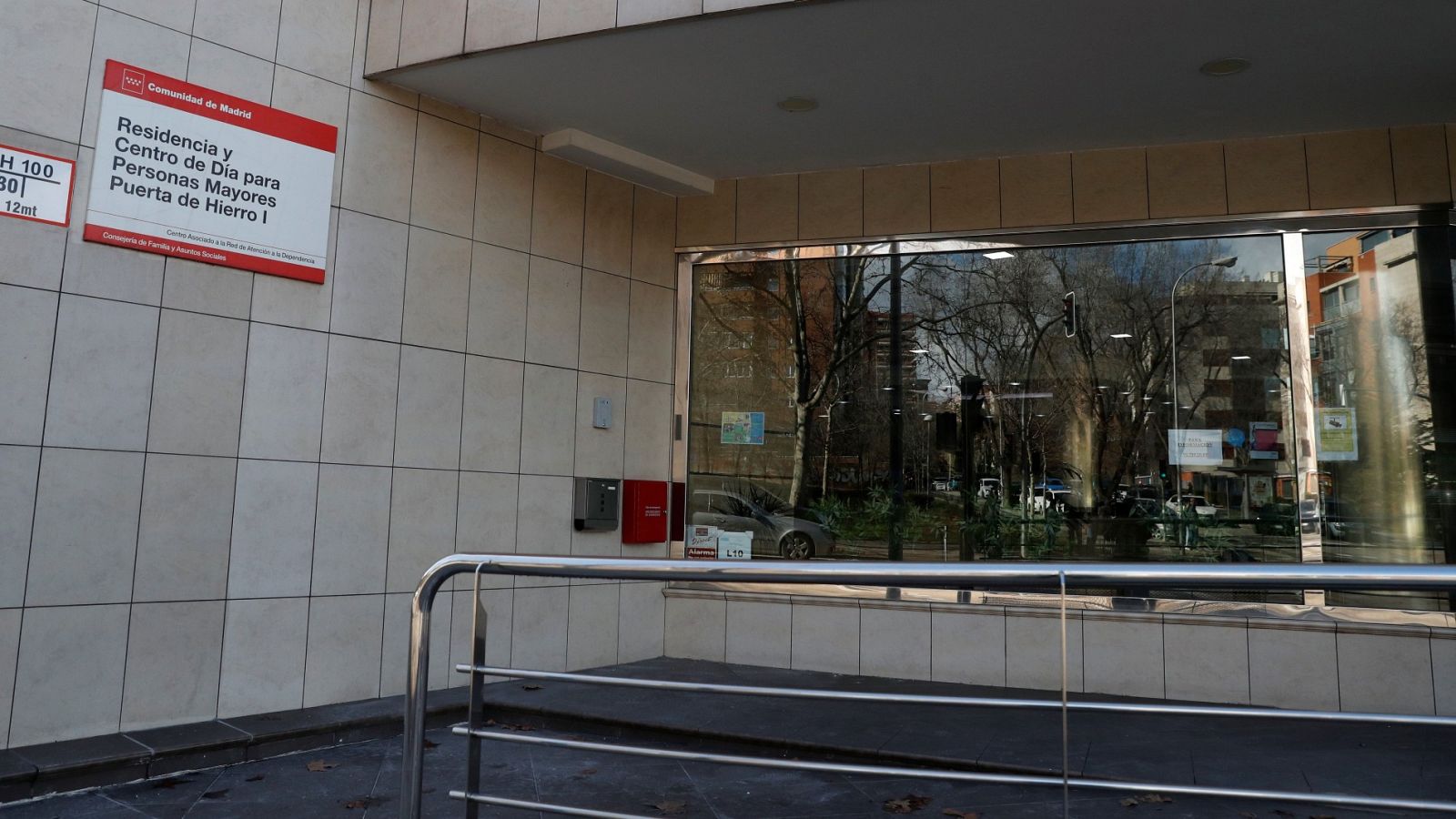Diez mayores de la residencia Los Nogales Puerta de Hierro de Madrid mueren por un brote de coronavirus