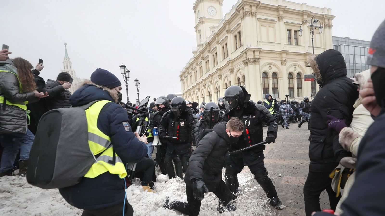 Más de 1.500 detenidos en las protestas en Rusia en apoyo de Navalny