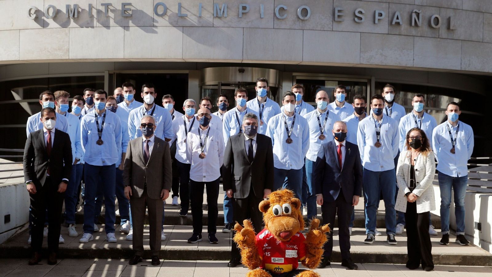 Recibimiento triunfal para los Hispanos tras su bronce en el Mundial de Egipto