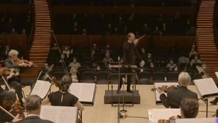 Telediario 1 - La música clásica se reinventa obligada por la crisis sanitaria