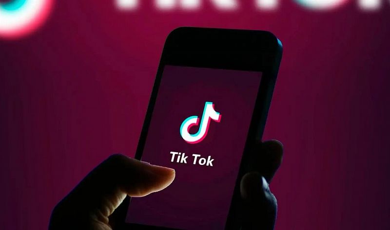 Dos menores mueren en Italia intentando un reto viral de TikTok