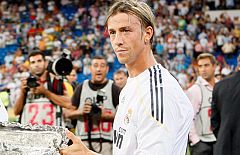 Guti, 15 años de blanco