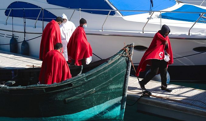 El Gobierno de Canarias desmiente que haya aumentado la criminalidad por la llegada de inmigrantes