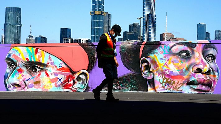 Telediario 1 - El Abierto de Australia sigue adelante a la espera de las PCR