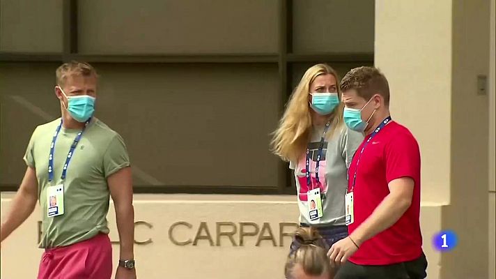 Telediario 1 - El Abierto de Australia sigue adelante a la espera de las PCR