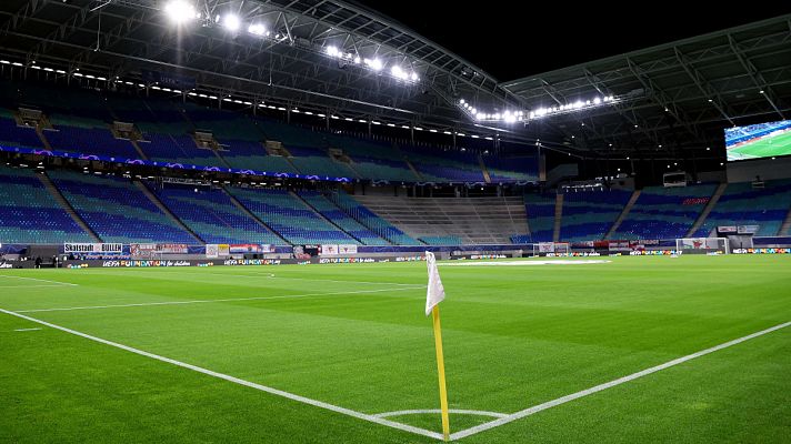 Telediario 1 - El Liverpool no puede ir a Alemania: la Champions en el aire