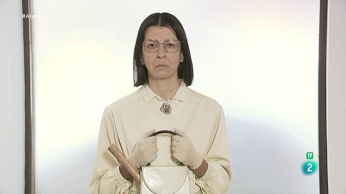 Atención obras - Miss Beige