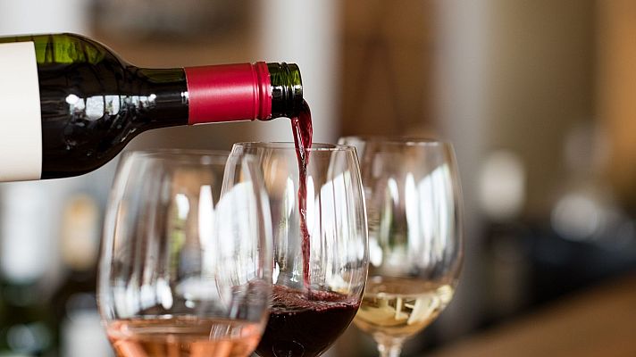 Telediario 1 - 'Mission WISE': una cosecha de vino envejecido en el espacio