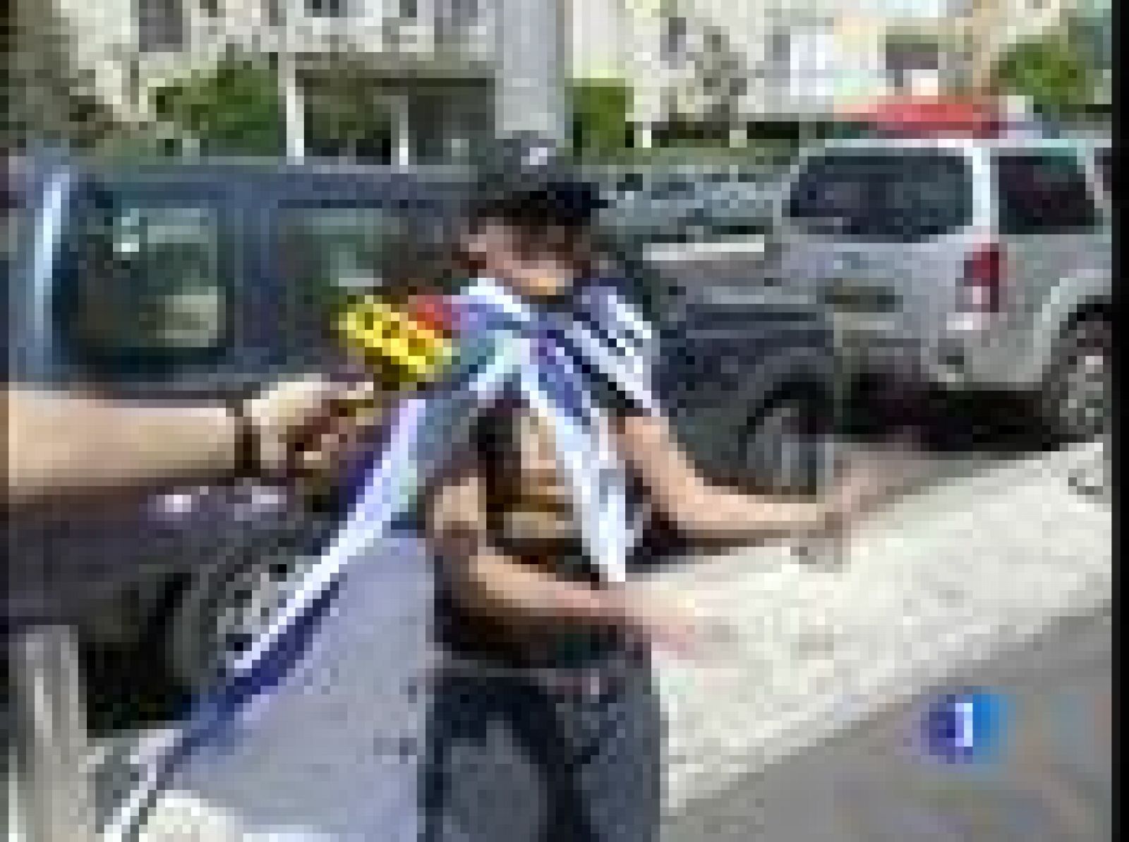 Cuadros de la Virgen María con cara de terroristas | Ver