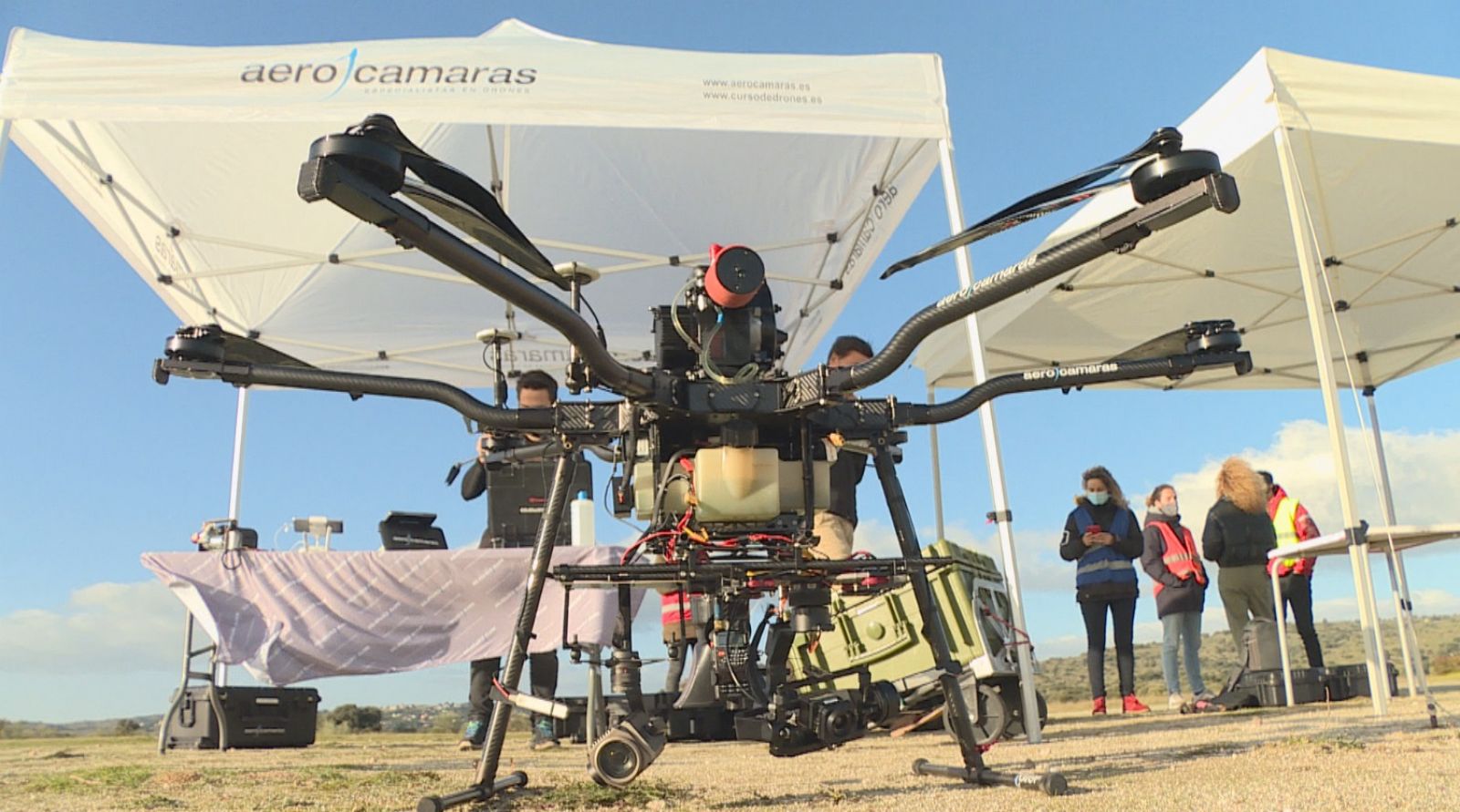 Licencia para volar, Comando Actualidad