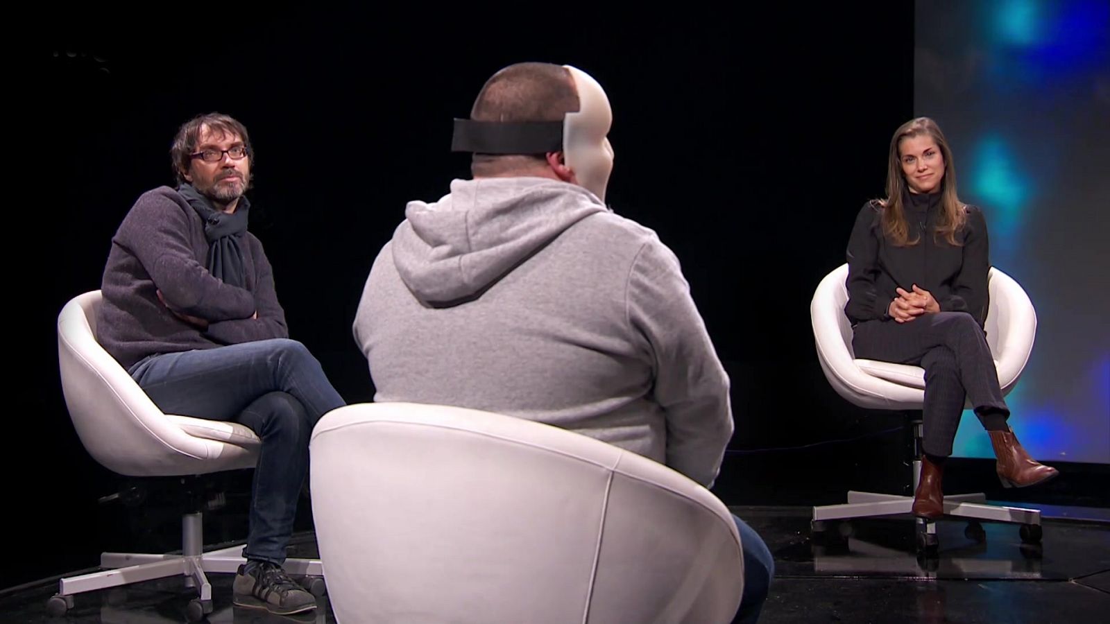 Versión española - Coloquio: Apuntes para una película de atracos - ver ahora