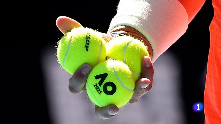 Telediario 1 - Nadal cambia la forma de sacar por sus problemas en la espalda