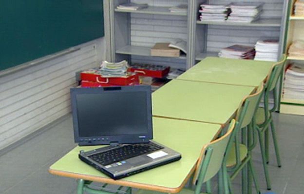  - 7.000 ordenadores en las aulas