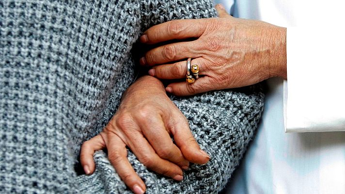 Telediario 1 - Mayores o 'sin techo': vulnerables ante la COVID-19