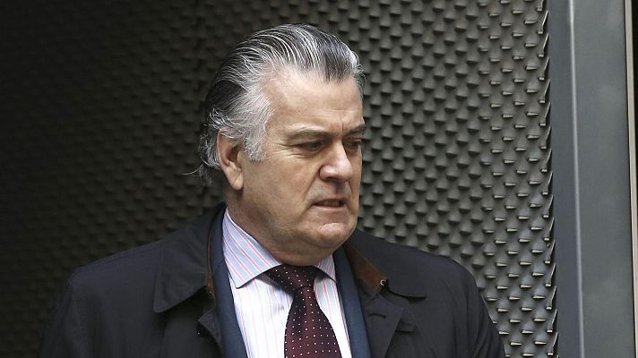 Telediario 1 - El PP dice desconocer si hubo contactos entre su abogado y el enlace de Bárcenas pero no es algo "extraño" en un proceso judicial