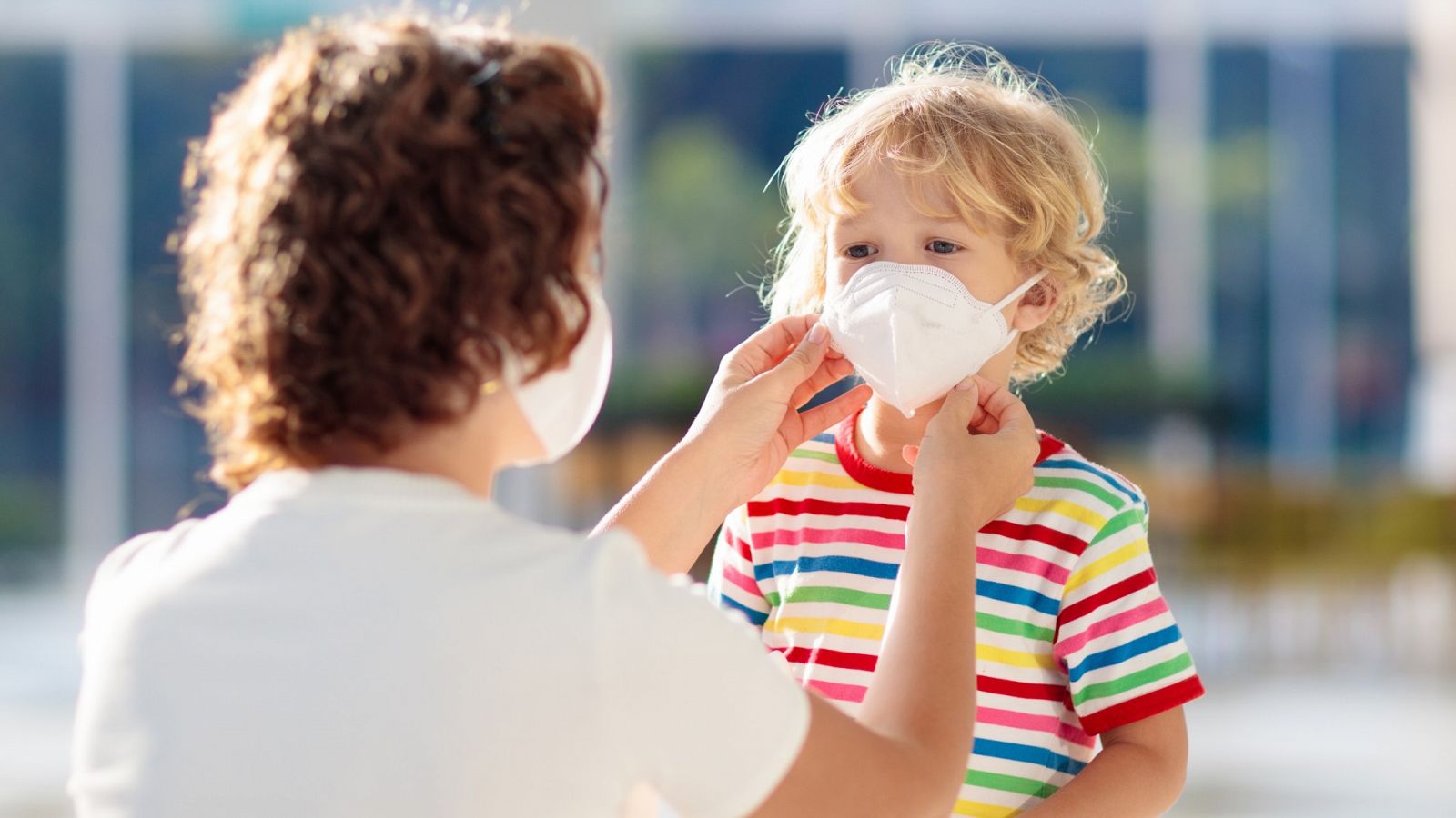 Una asociación de salud señala que un 34% de los españoles usaría la mascarilla en un futuro ante posibles enfermedades trasmisibles