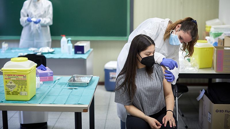 Sanidad espera la autorización de la vacuna de Janssen por parte de la EMA la primera semana de marzo