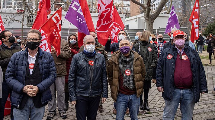 UGT y CC.OO. piden que se suba el SMI y se derogue la reforma laboral