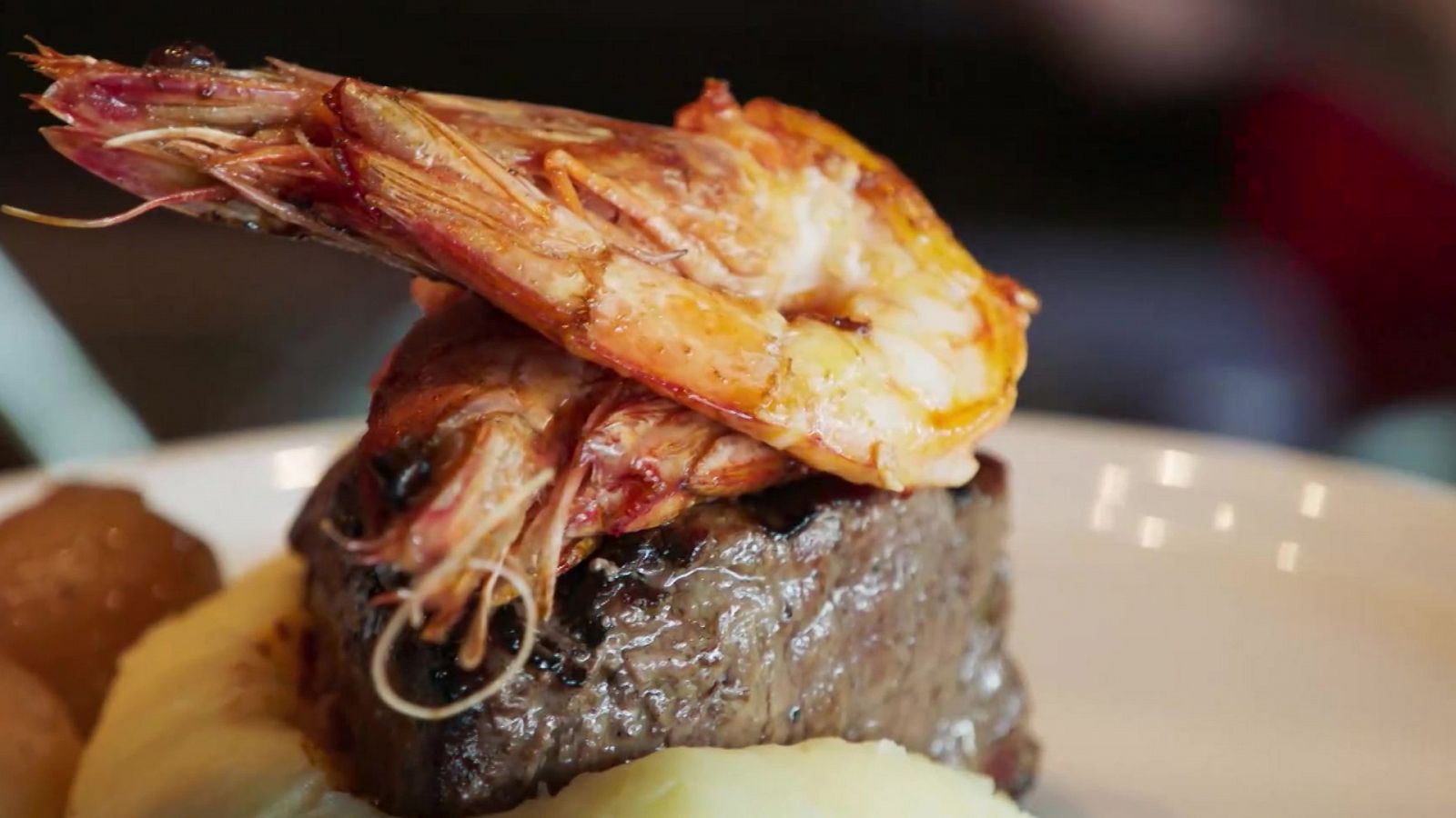 Expediciones culinarias. Alimentos del mar - Episodio 10: De mar y montaña - ver ahora