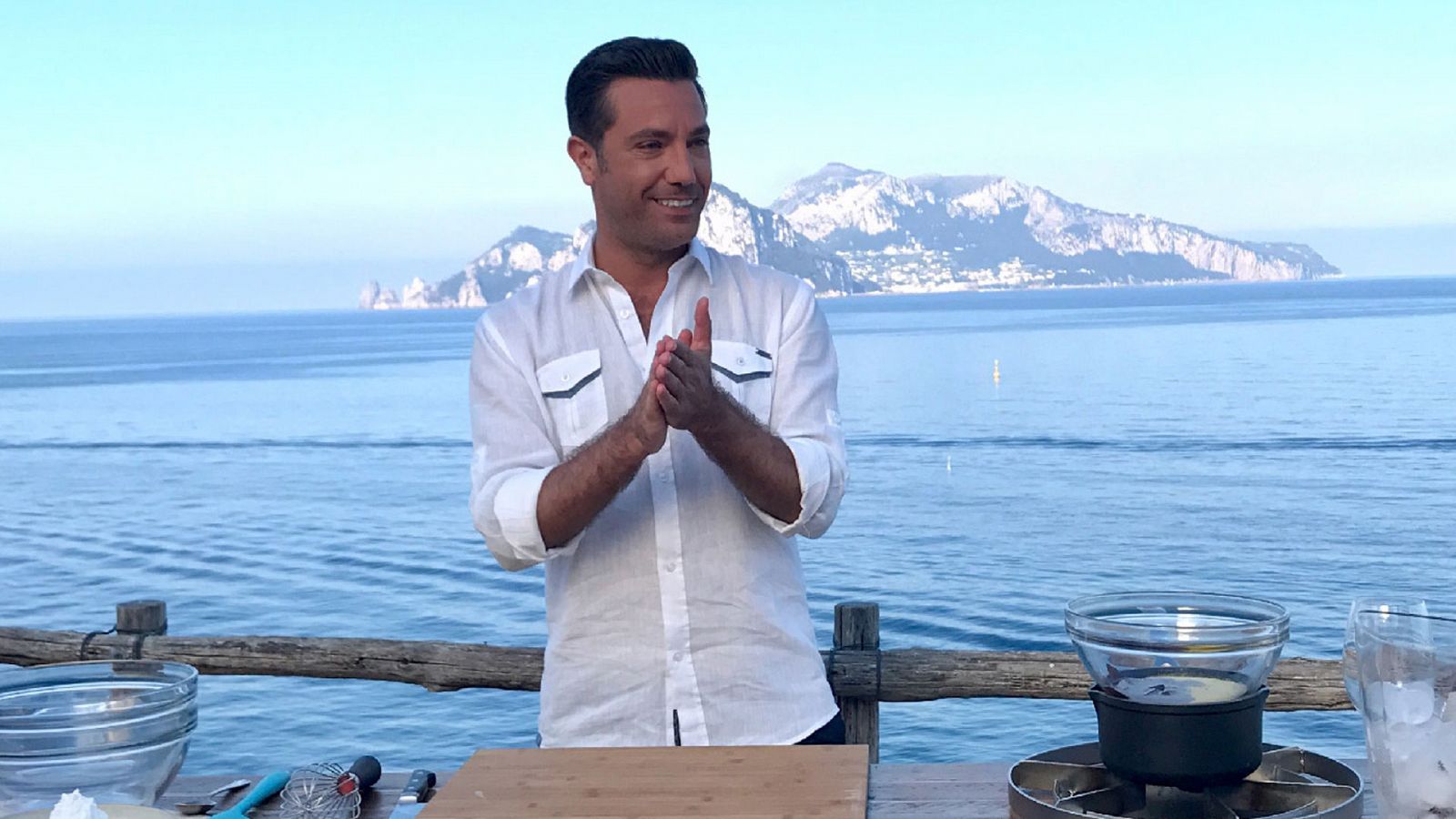 La escapada costera de Gino en Italia - T5. Episodio 6: Nápoles - Documental en RTVE