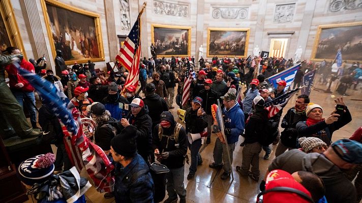 La acusación del 'impeachment' contra Trump presenta imágenes inéditas del asalto al Capitolio