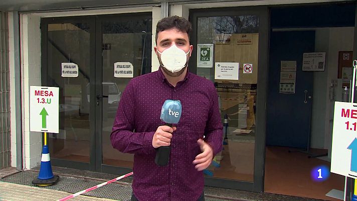 Telediario 1 - El Govern recomienda franjas horarias para votar con seguridad y llevar la papeleta de casa