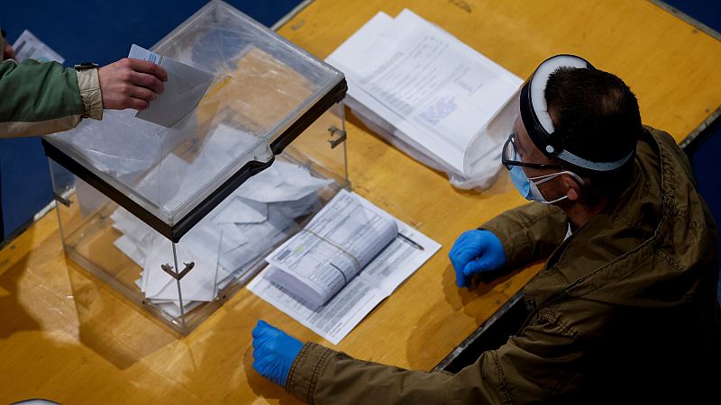Normalidad en la jornada electoral en Cataluña, con el 100% de las mesas constituidas