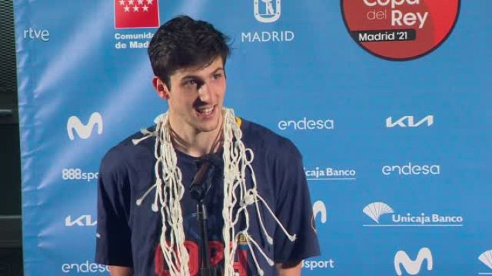 Baloncesto en RTVE - Bolmaro y Hanga celebran la Copa y avisan: "Aspiramos a todo"