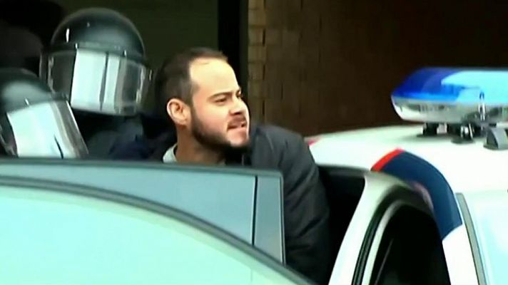 La hora de La 1 - Los Mossos detienen al rapero Pablo Hasel en la Universidad de Lleida