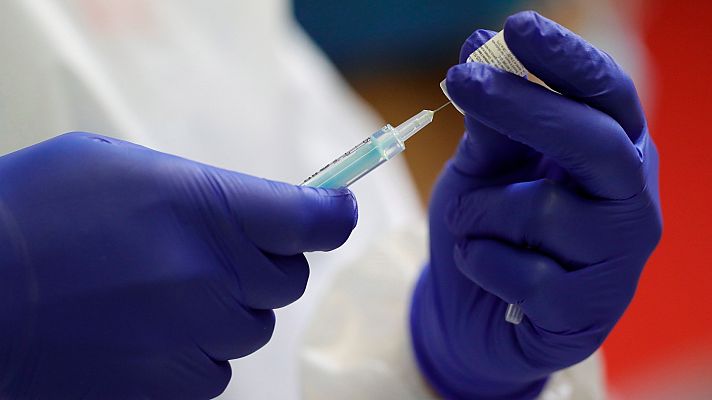España compra otros veinte millones de vacunas de Pfizer