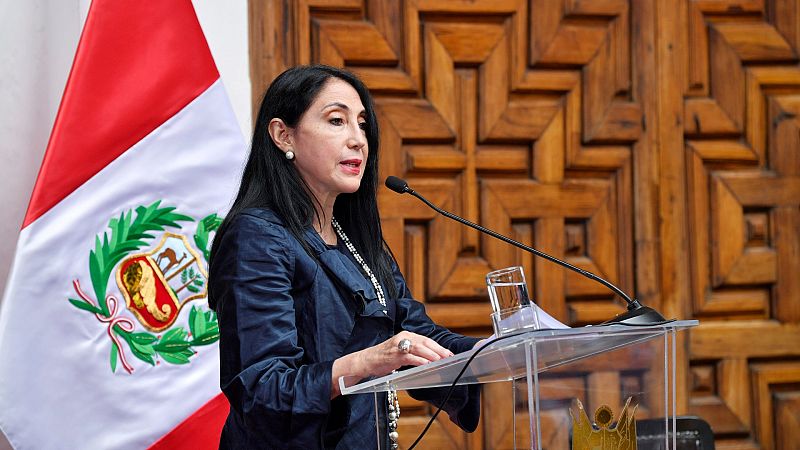 'Vacunagate' en Perú: casi 500 vacunados de forma irregular