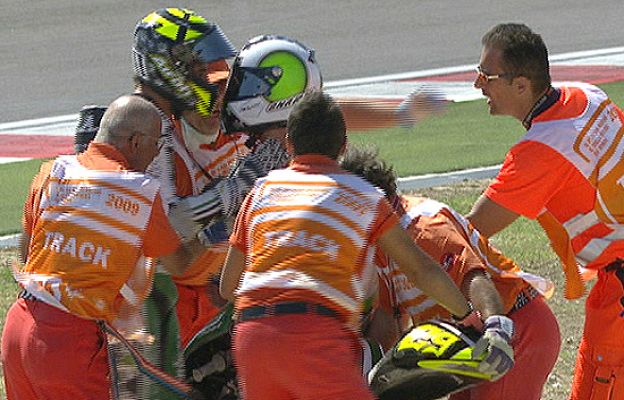 - Iannone derriba a Pol