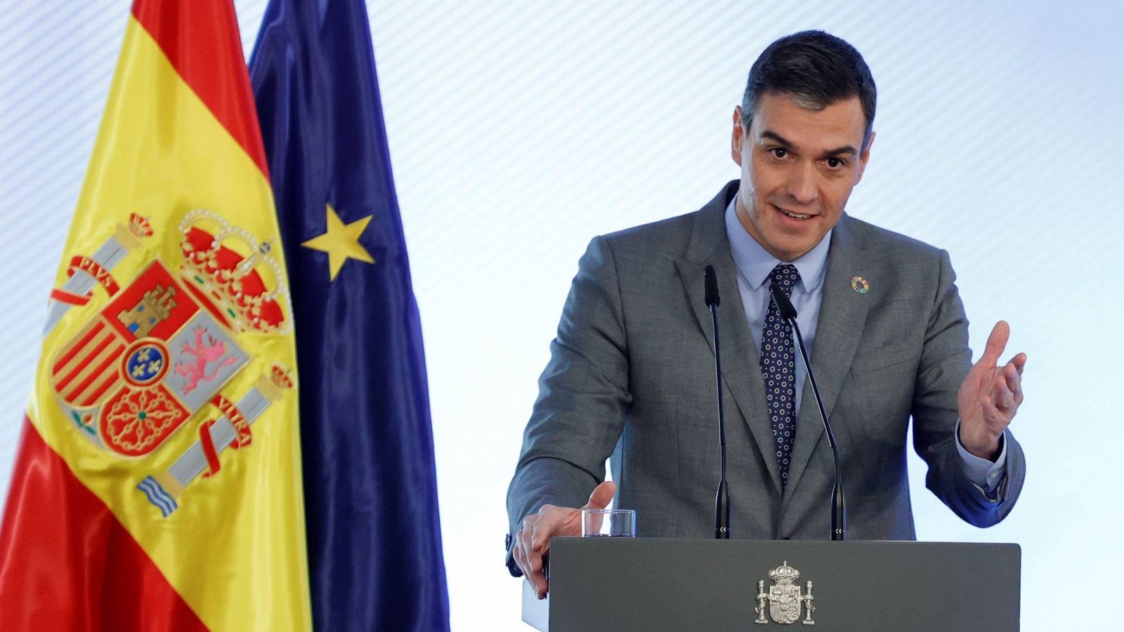 Sánchez anuncia un acuerdo con la Sareb para movilizar 10.000 nuevas viviendas de alquiler social