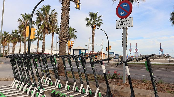 La proliferación de patinetes eléctricos provoca un aumento de los accidentes con lesiones graves en sus usuarios 