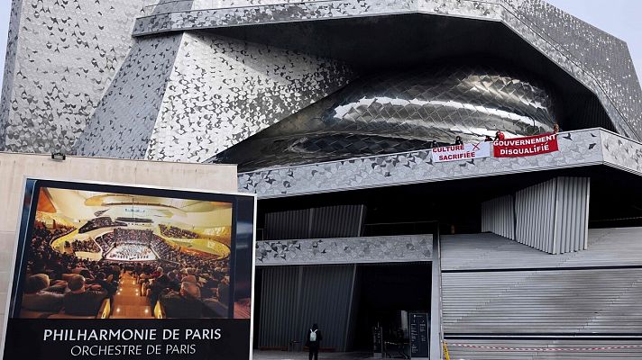 Telediario 1 - Francia prepara pruebas de conciertos masivos para el estudio de medidas anticovid en las grandes aglomeraciones