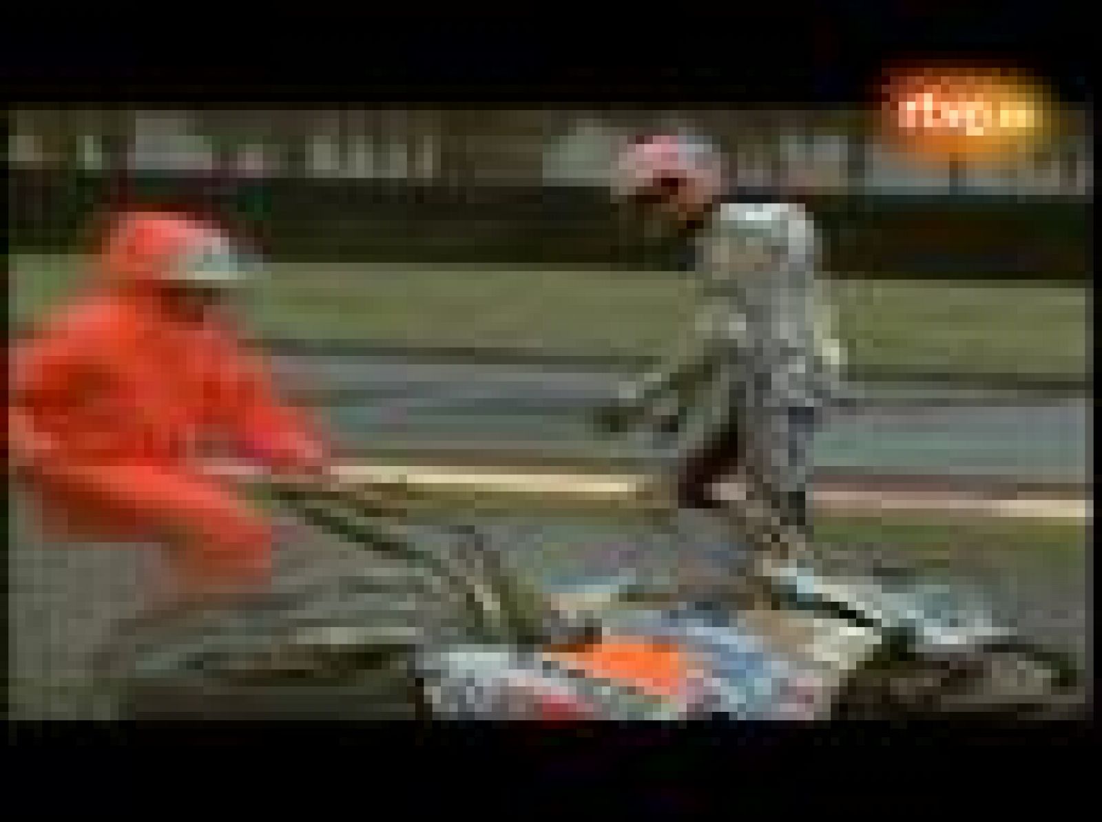 Si por algo se caracteriza Valentino Rossi es por su efectividad. Se cae muy poco cuando rueda sobre la pista.