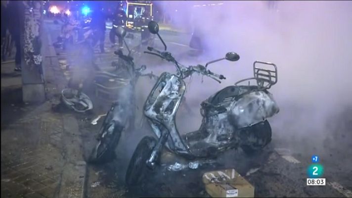 Cafè d'idees - Segona nit d'aldarulls i protestes per l'empresonament de Hasel