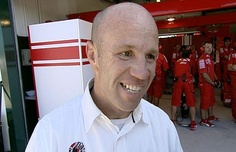 Quien fue uno de los pilotos más carismáticos del Mundial, Randy Mamola, no ha querido perderse la cita de Misano.