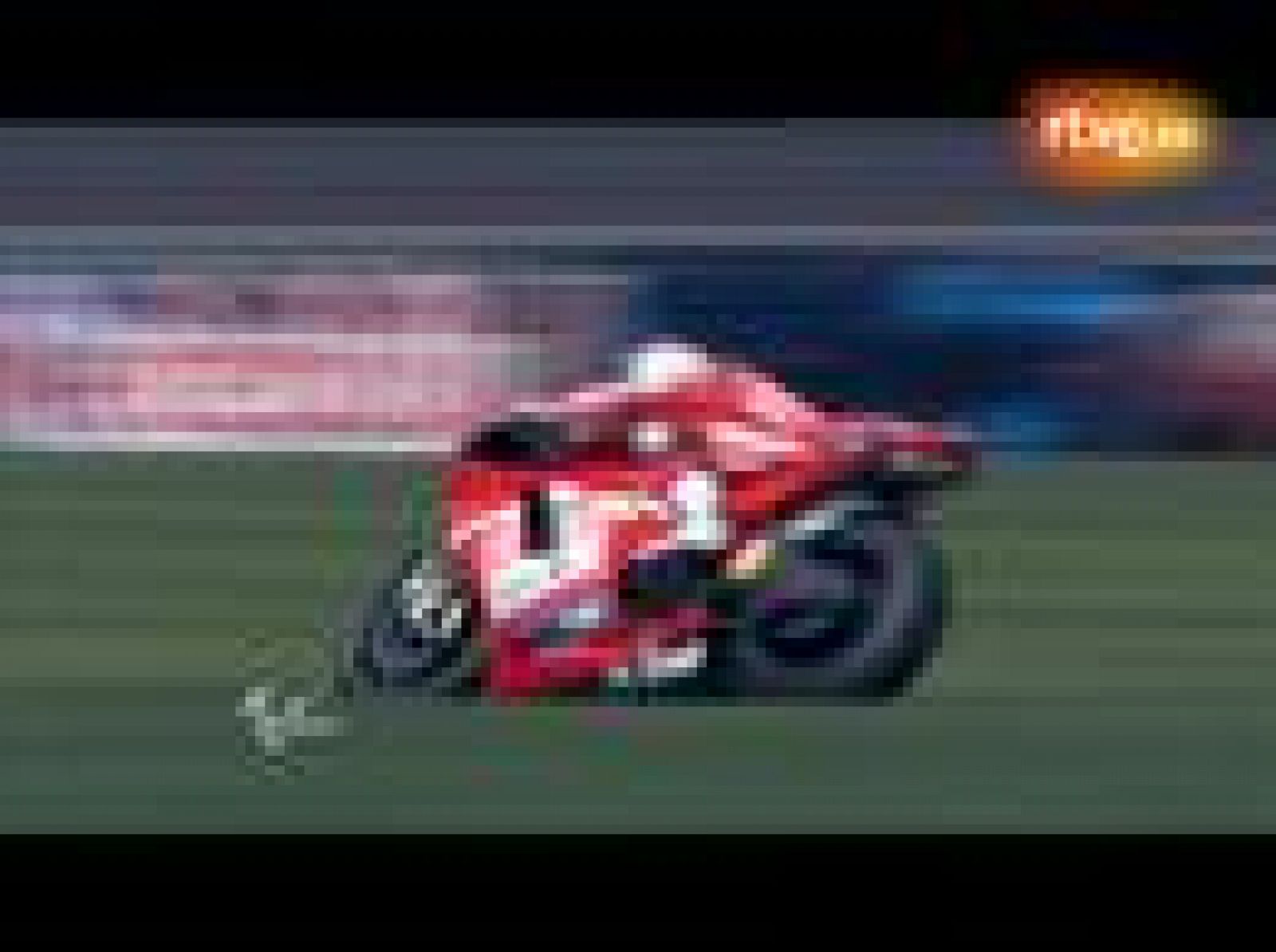 Nicky Hayden, que recientemente ha renovado con Ducati por un año más, ha ido de menos a más en esta temporada.